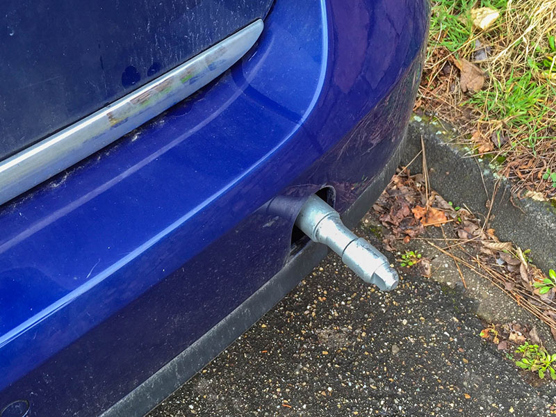 Haltebolzen f&uuml;r den Individualtr&auml;ger