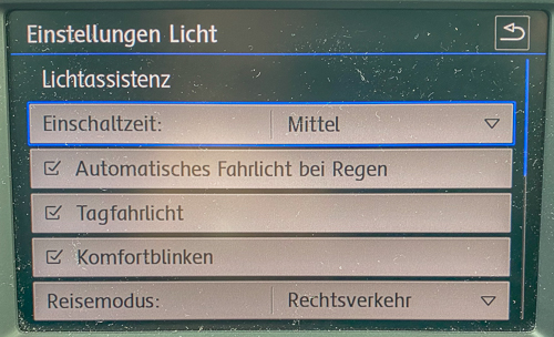 Automatisches Fahrlicht bei Regen